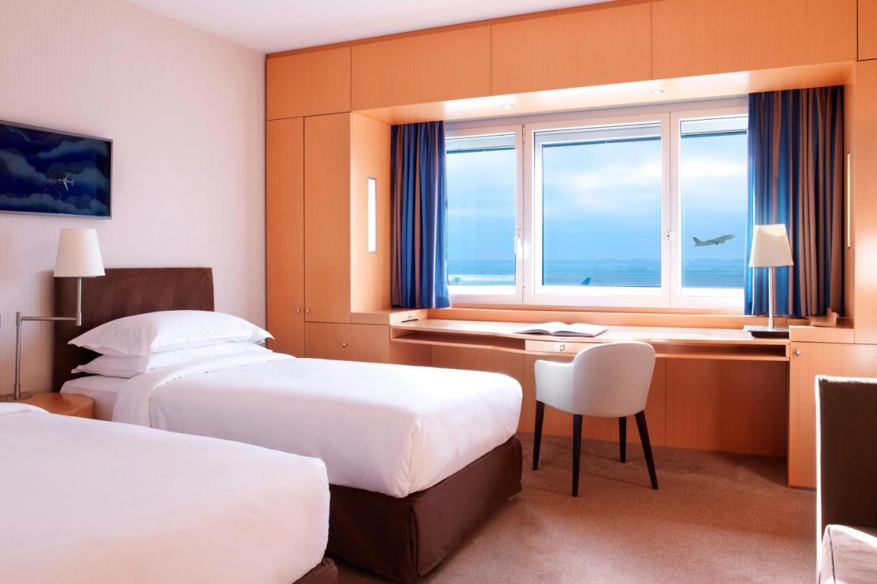 Quarto VIP com 2 Camas de Solteiro e Acesso ao Lounge Executivo